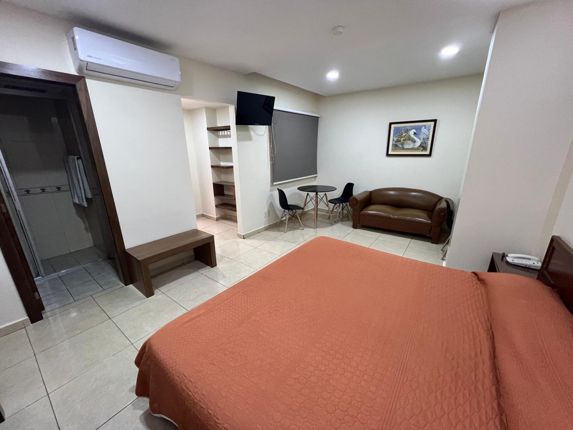 Hotel Fiesta Altena Tepatitlan de Morelos Luaran gambar