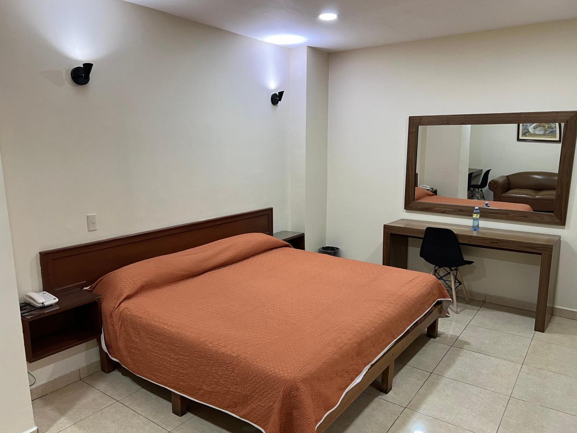 Hotel Fiesta Altena Tepatitlan de Morelos Luaran gambar